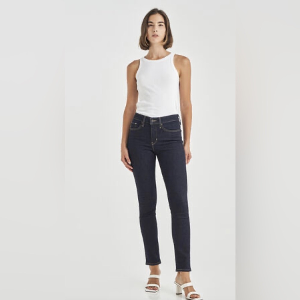 Levi 311 Premium Super Slimming Skinny BRAND NEW - Picture 2 of 11